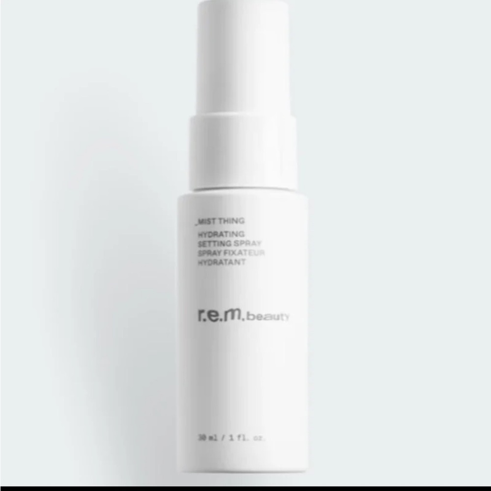 r.e.m. beauty Mist Thing Hydrating Setting Spray NEW